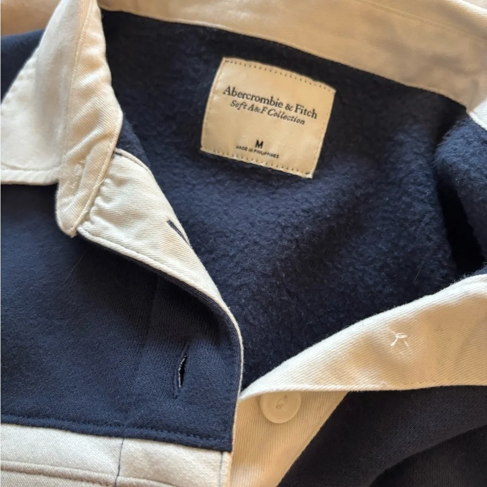 Abercrombie Essential Collared Rugby Polo Crew - Picture 4 of 5